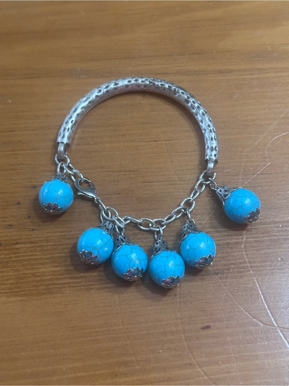 Turquoise Blue Bead Charm Bracelet Silver Tone Hammered Texture Boho